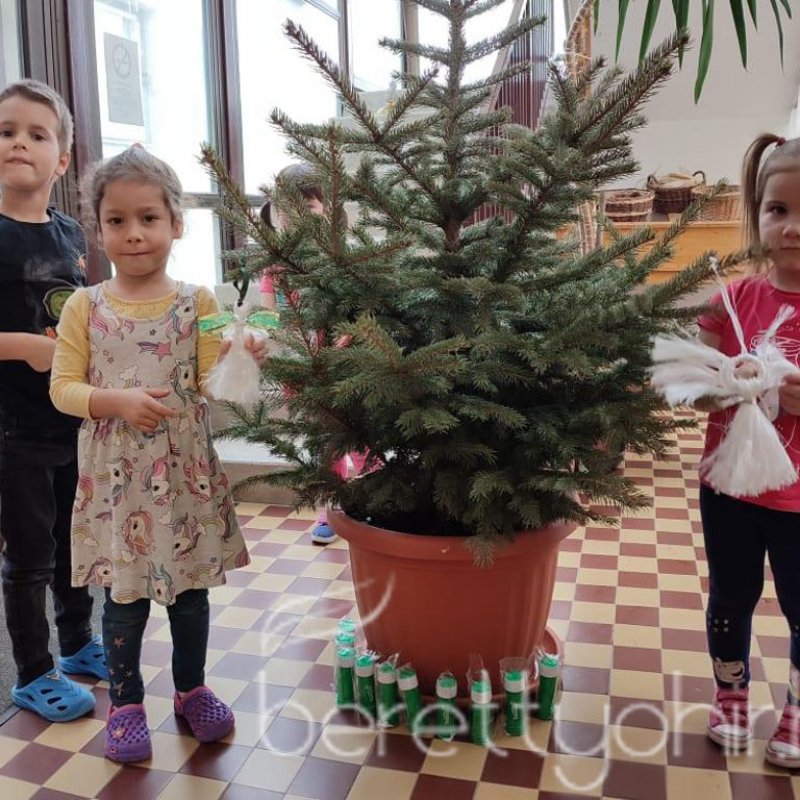 Tama angyalkák érkeztek a Vass Jenő oviba 40